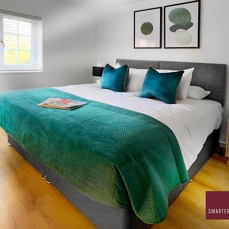 Apartamento Wokingham - 2 Bed Modern House - Parking Exterior foto
