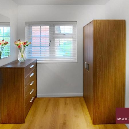 Apartamento Wokingham - 2 Bed Modern House - Parking Exterior foto
