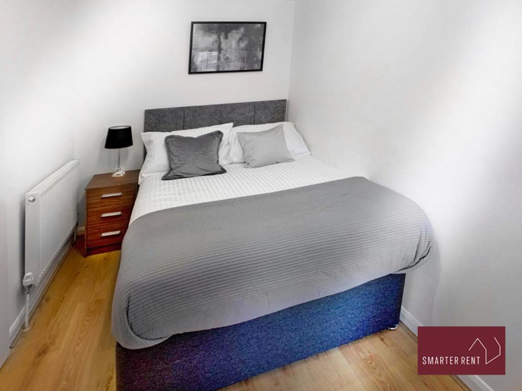 Apartamento Wokingham - 2 Bed Modern House - Parking Exterior foto